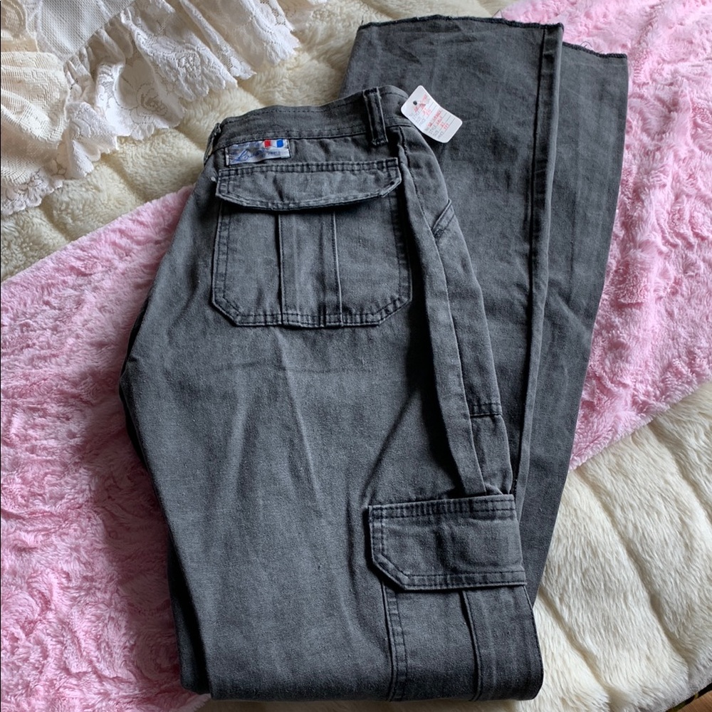 Vtg 80s high rise charcoal grey cargo jeans dead stock NOS
Rare 27